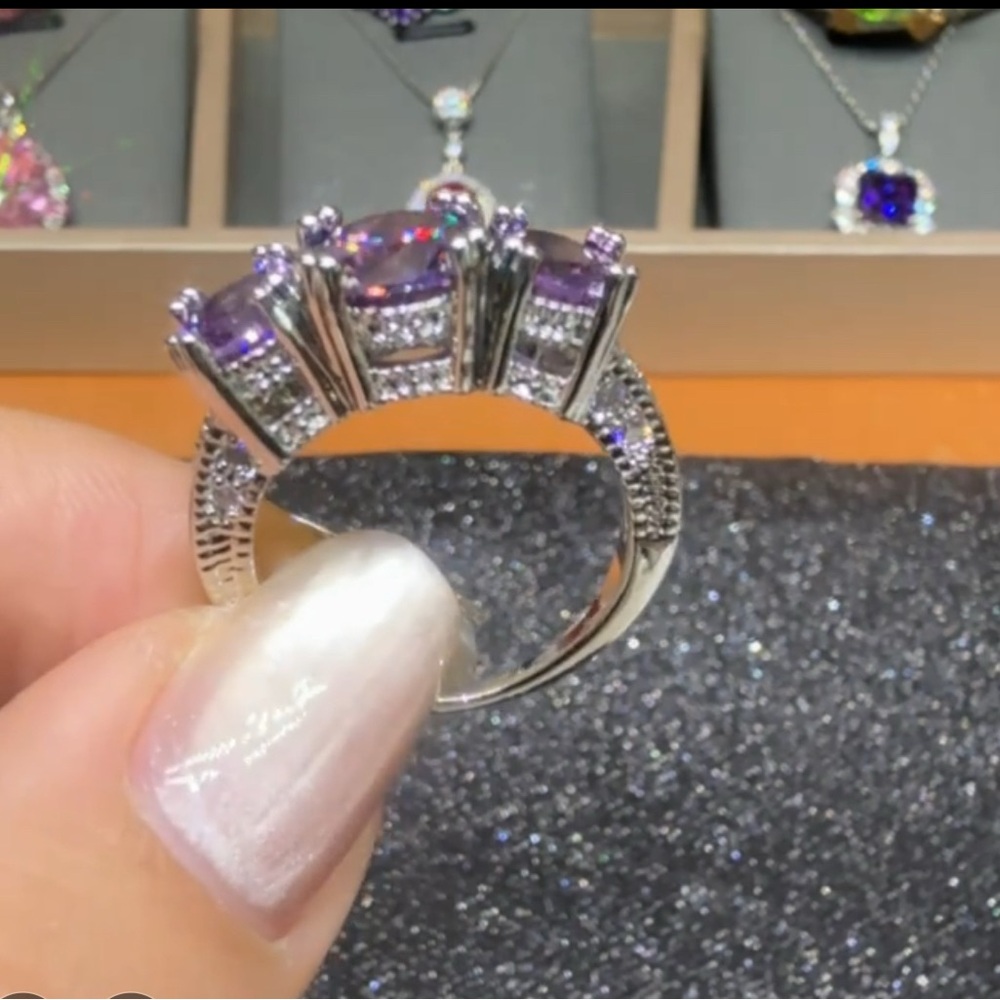 Beautiful amethyst ring - Picture 2 of 6